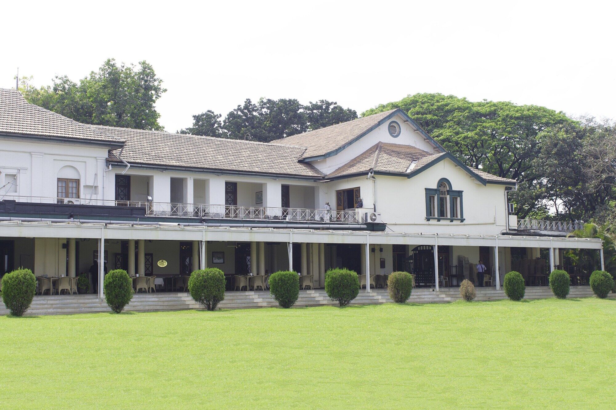 Turf Club House Hotel Pune Eksteriør billede